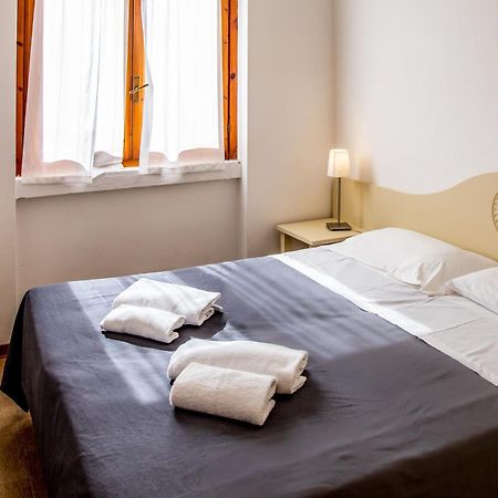 Residence Eucalipti Алгеро Екстериор снимка